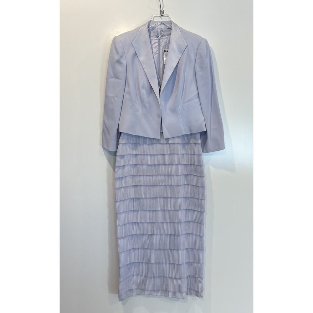 Daymor Couture Lavender 2 Piece Formal Gown w/Jacket Pleated Womens Size‎ 10